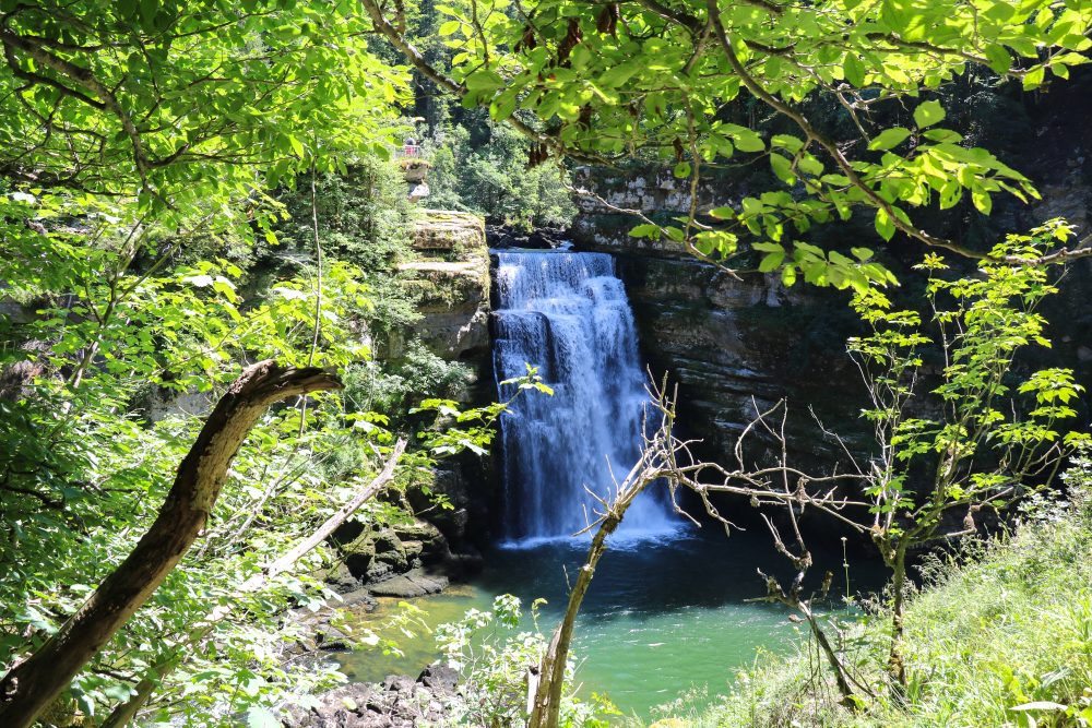 Saut du Doubs pays horloger montagnes du jura cascade