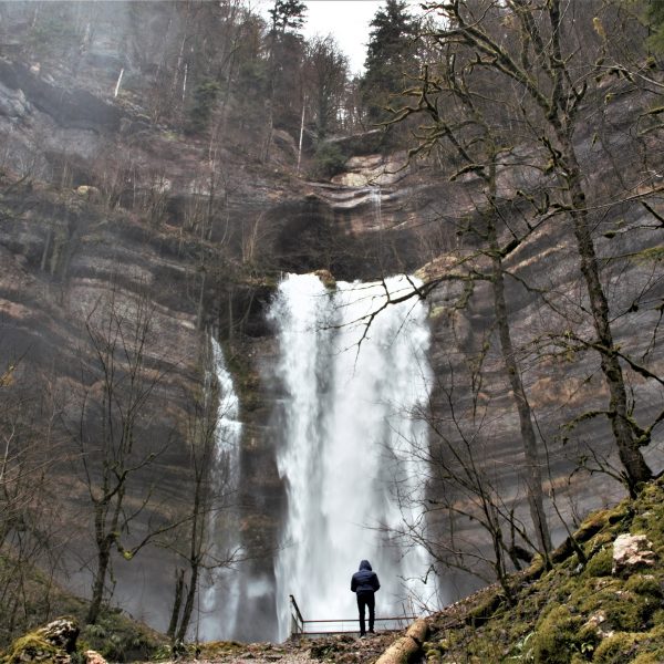 consolation cirque de consolation cascade nature pays horloger doubs jura