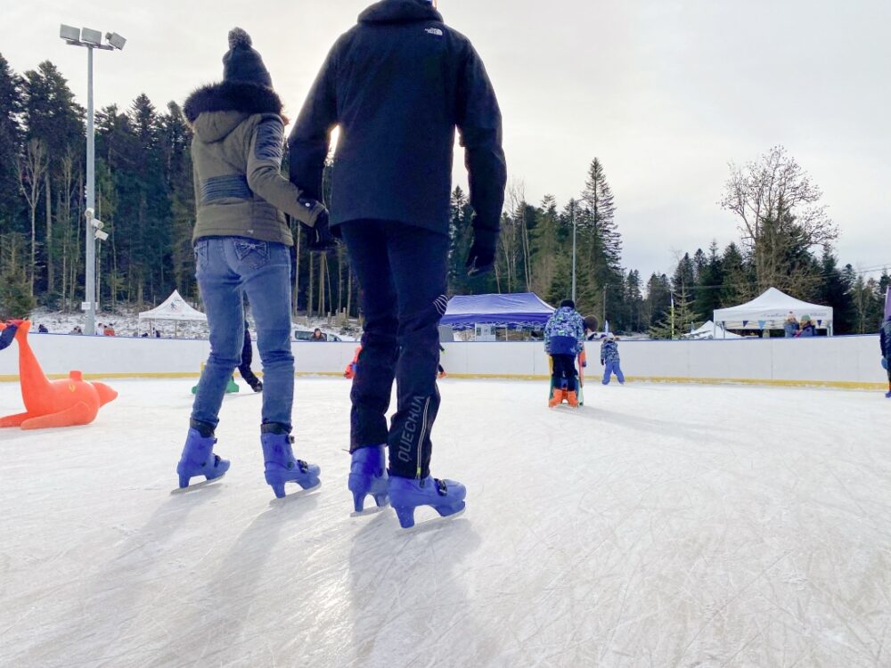 patinoire hiver sans neige patins