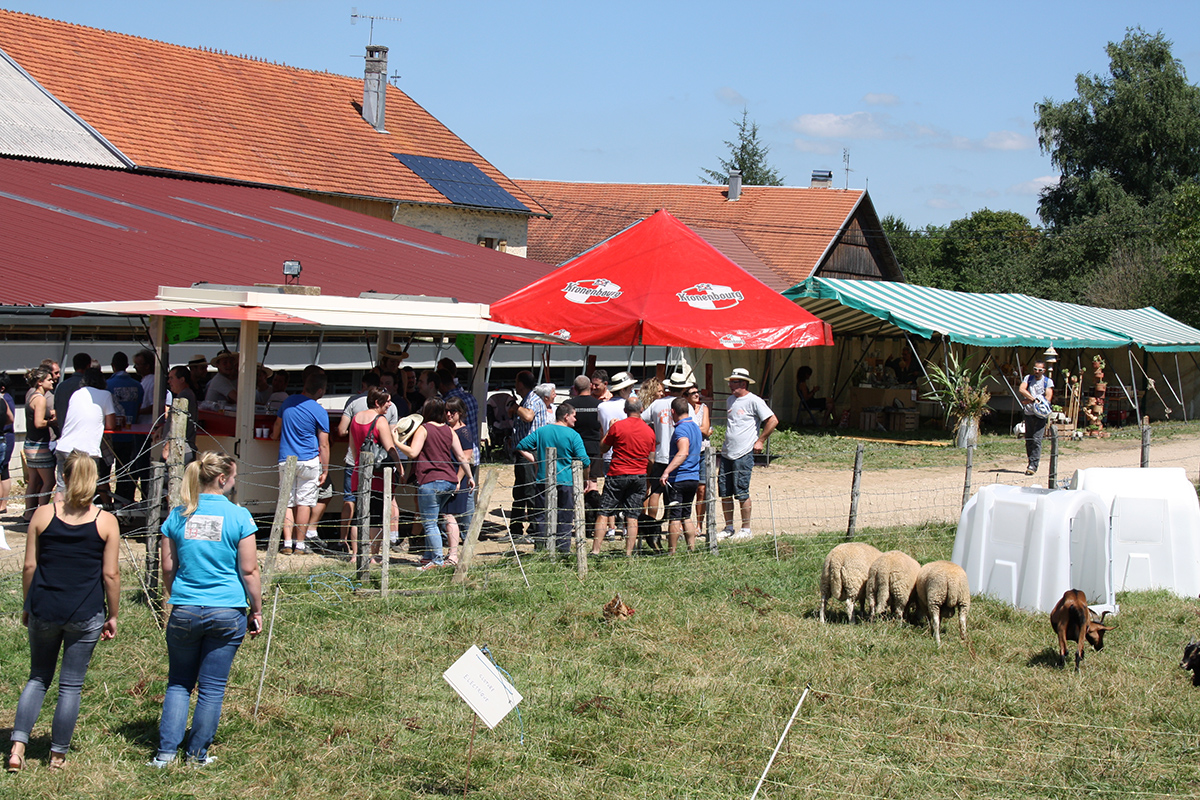 boerderijanimatie zondag op de boerderij boeren boeren pays horloger Doubs-Jura