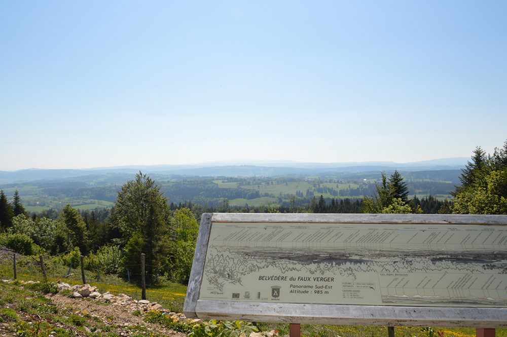 viewpoint belvdere hike false orchard pays horloger Doubs Jura