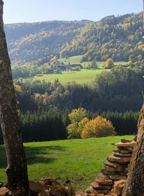 rando automne murs sentier pays horloger haut doubs jura