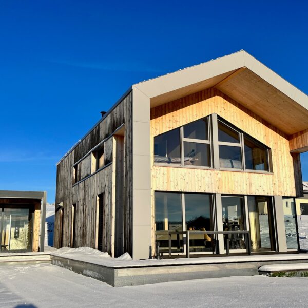maison gite hébergement bois d'aura contemporain hiver