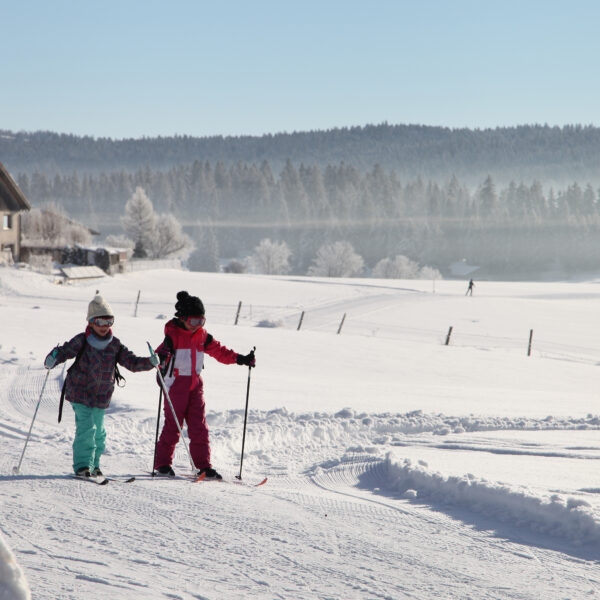 ski de fond nordique montagnes du jura pays horloger hiver