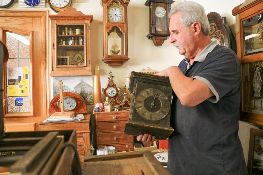Orlogeur François Boinay Pays Horloger atelier