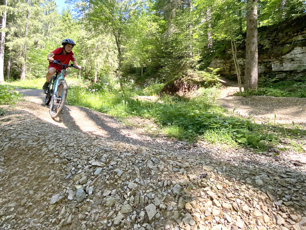vtt enfant maniapark ludique pays horloger apprentissage