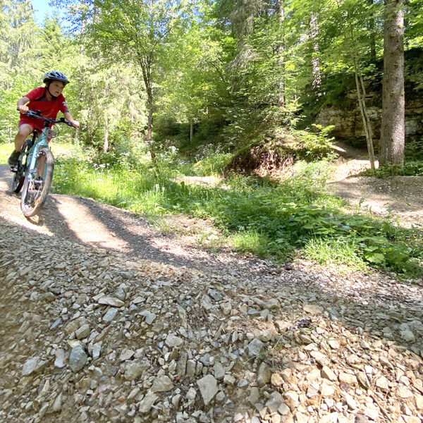 vtt enfant maniapark ludique pays horloger apprentissage