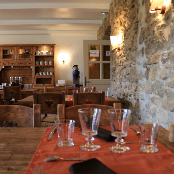 Speisesaal des Restaurants Auberge de la Motte