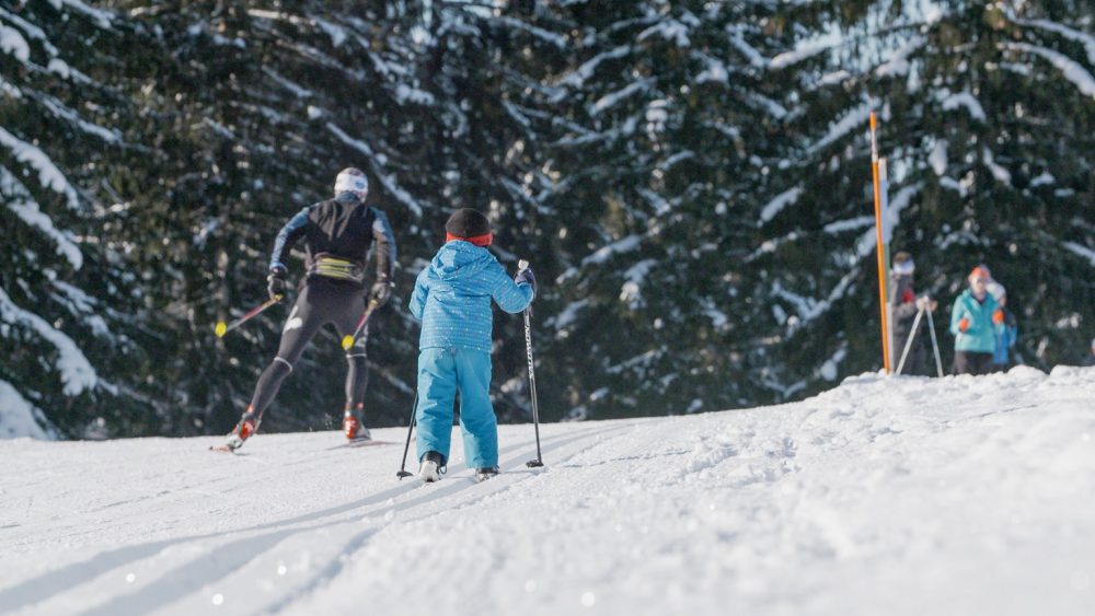 winter snow start cross-country skiing alternative skiing skating mountains Jura pays horloger snow information snow report