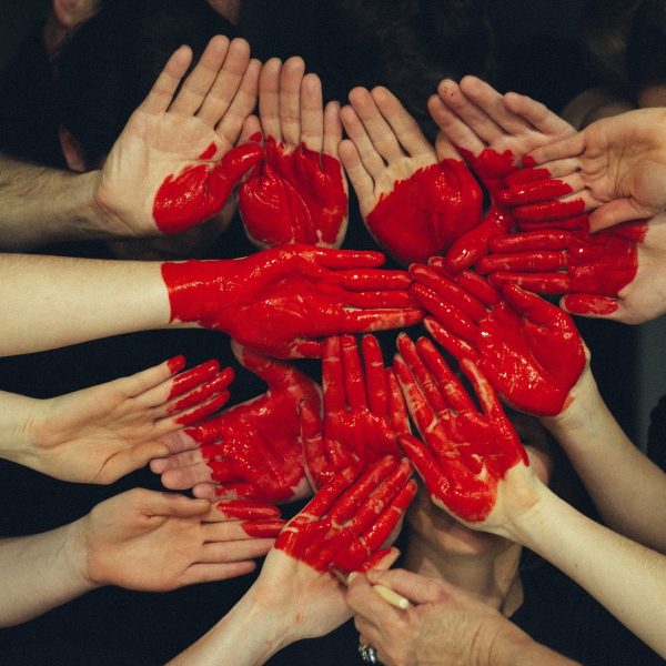 travail équipe coeur payshoorloger
