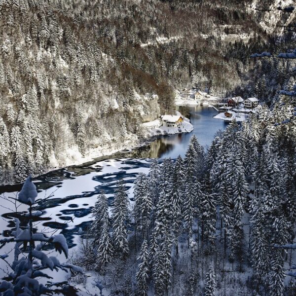 Sprung_der_Doubs-Becken©LAurent_Cheviet (4)r Sprung ins Doubs-Becken pays horloger pnr