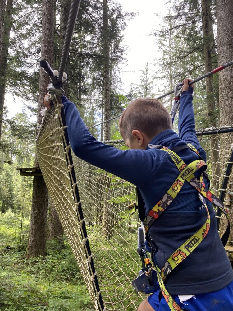 treetop adventure course Combe Saint Pierre pays horloger with the little ones