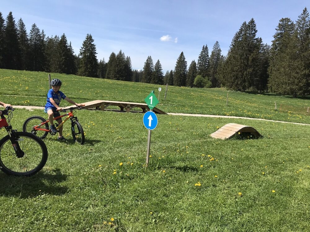 leuk mountainbikeparcours in Gardot pays horloger