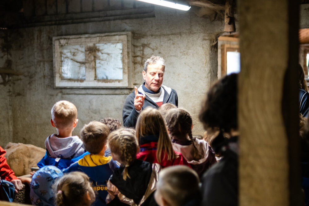 Dominique Rondot Barboux boerderij kinderstal pays horloger