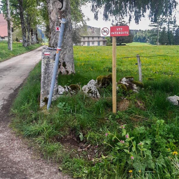 vtt interdit attention
