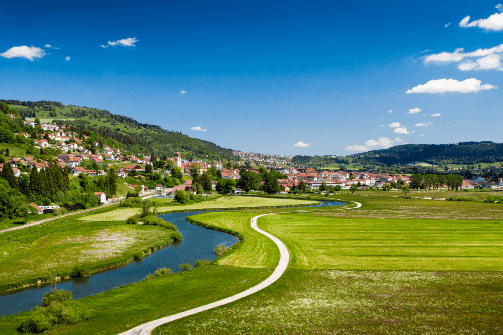 Morteau val doubs ville méandre
