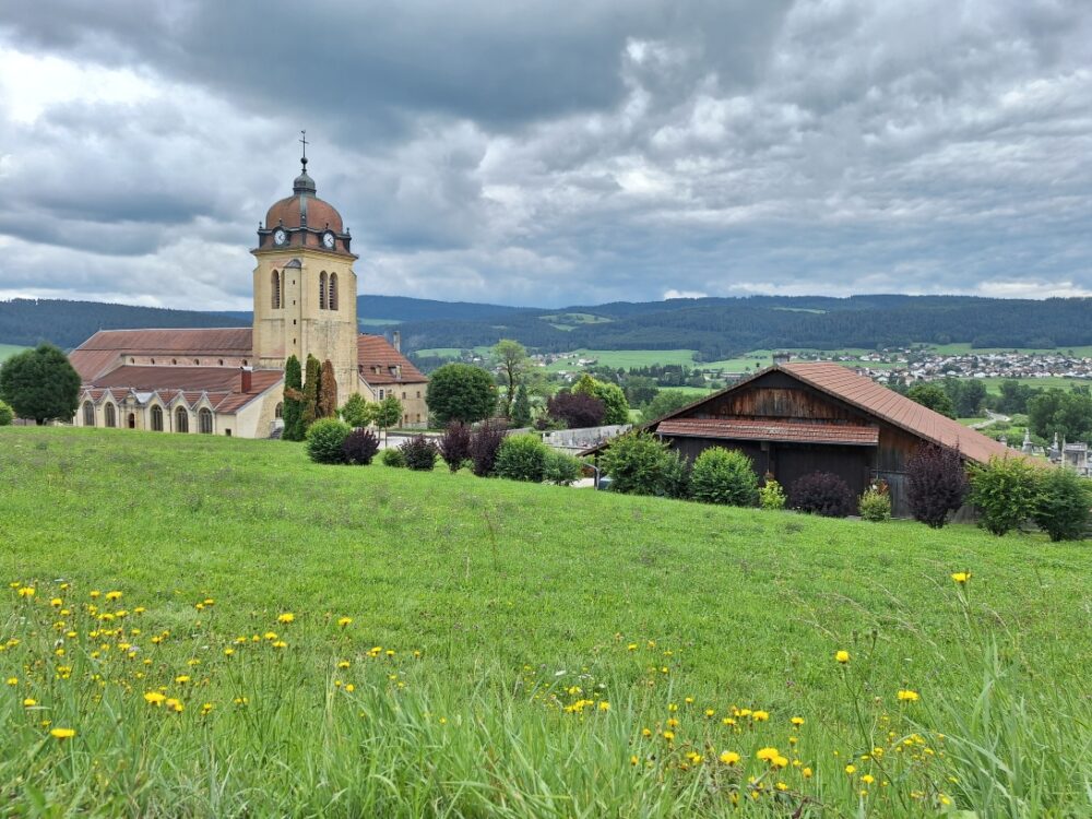 Morteau église ferme ville nature